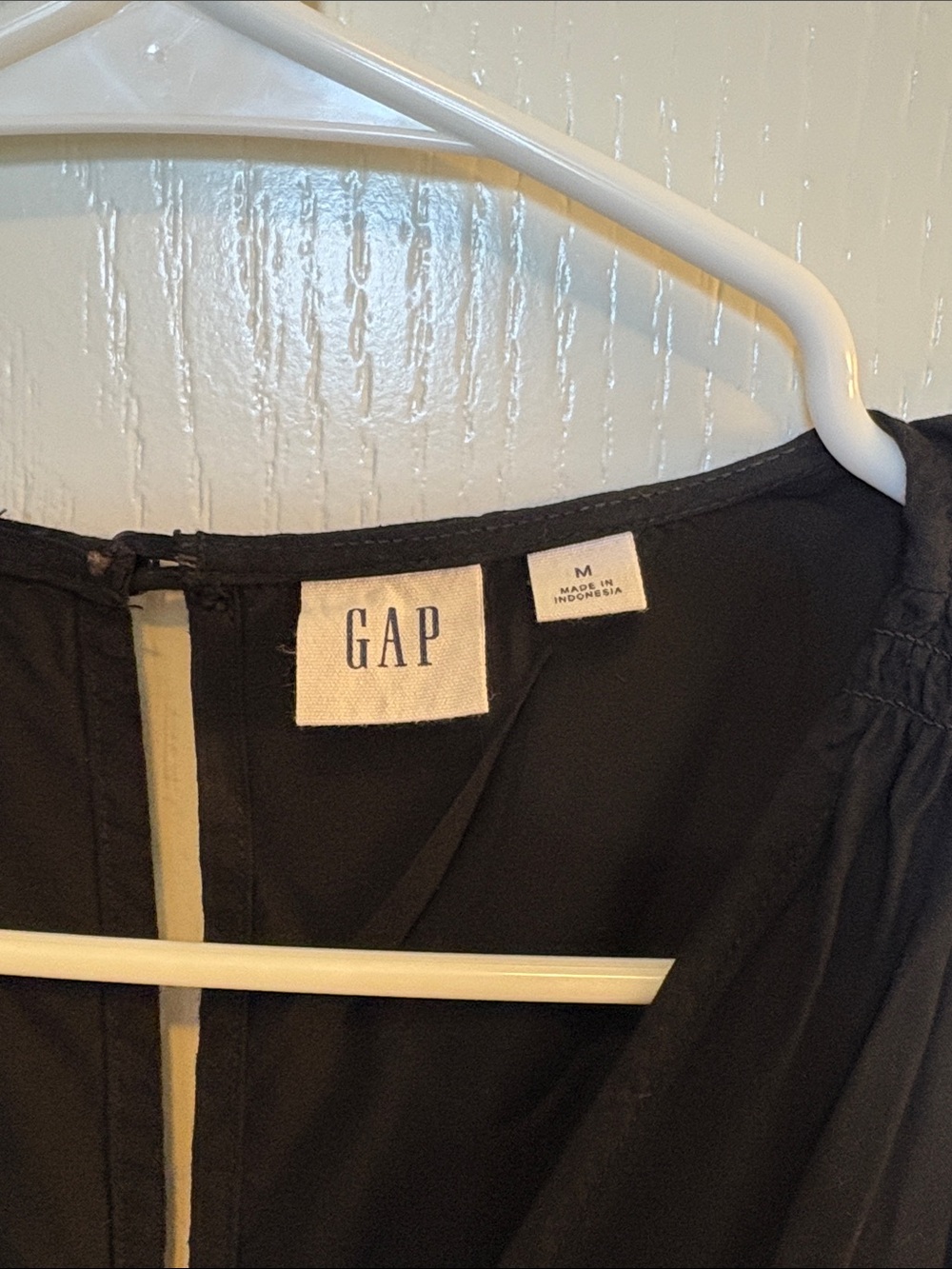 GAP Classic Black Sleeveless Jumpsuit V neck with Pockets - Picture 6 of 12